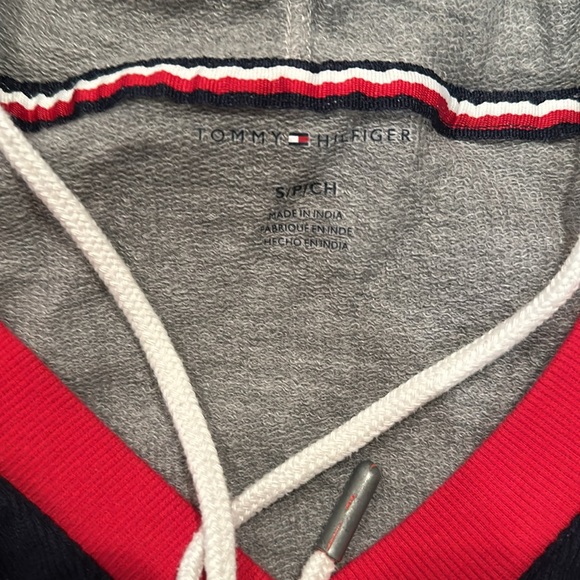Tommy Hilfiger Gray Cropped Hoodie, Small - Picture 3 of 6